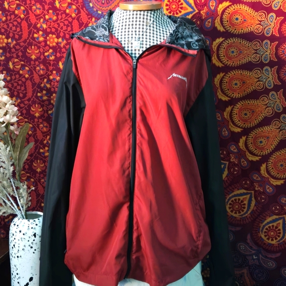 Other - NWOT: Logo Packable Metallica Windbreaker Red Black Full Zip Hooded